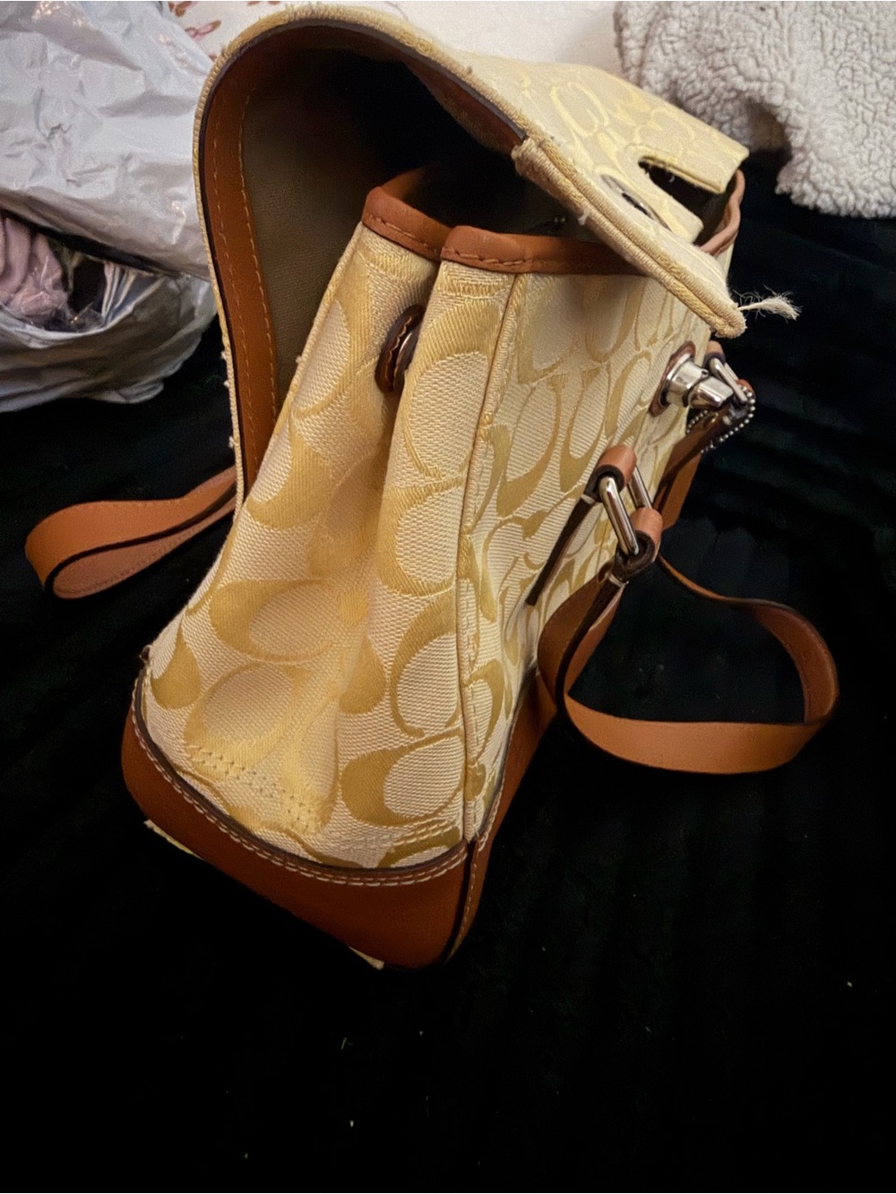 Coach Yellow Signature Canvas Shoulder Bag with Brown Leather Trim - Picture 3 of 7